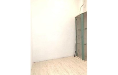 Resale - Commercial - Elche - Plaza Crevillente