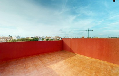 Resale - house - Pilar de la Horadada - Zona Pueblo