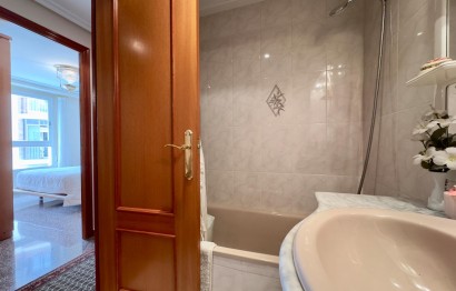 Resale - Apartment - Elche - Plaza Obispo Siuri