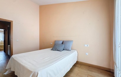 Resale - Townhouse - Onil - San Jaime