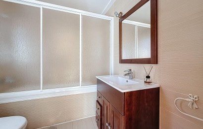 Resale - Townhouse - Onil - San Jaime