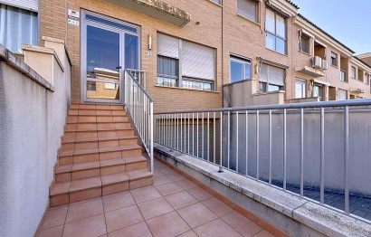 Resale - Townhouse - Onil - San Jaime