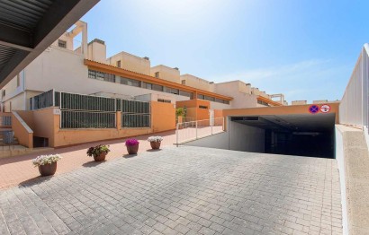 Resale - Apartment / flat - Alicante - Alicante Golf