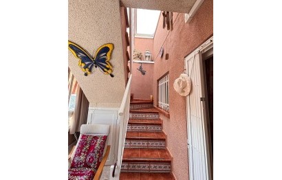 Resale - Apartment / flat - Santa Pola - Gran Playa