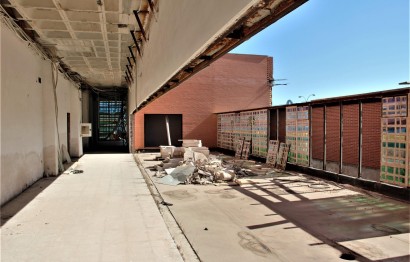 Revente - Plot - Alicante - Babel