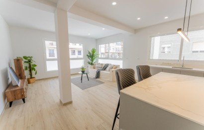 Reventa - Apartamento / piso - Elche - Centro