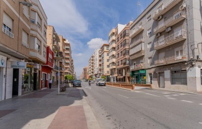 Reventa - Apartamento / piso - Elche - Centro