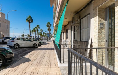 Resale - Apartment / flat - Santa Pola - Playa Lisa