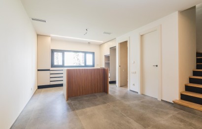 Revente - Triplex - Elche - Raval - Puertas Coloradas