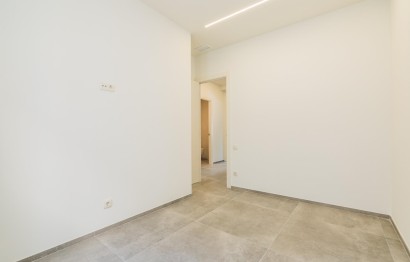 Revente - Triplex - Elche - Raval - Puertas Coloradas