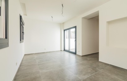 Revente - Triplex - Elche - Raval - Puertas Coloradas