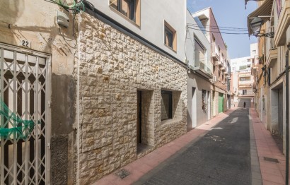 Revente - Triplex - Elche - Raval - Puertas Coloradas