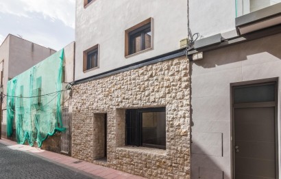 Revente - Triplex - Elche - Raval - Puertas Coloradas
