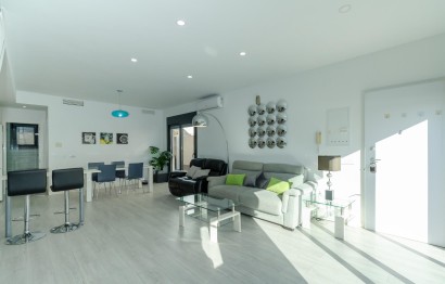 Reventa - Villa - Pilar de la Horadada - PILAR DE LA HORADADA