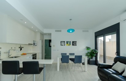 Reventa - Villa - Pilar de la Horadada - PILAR DE LA HORADADA