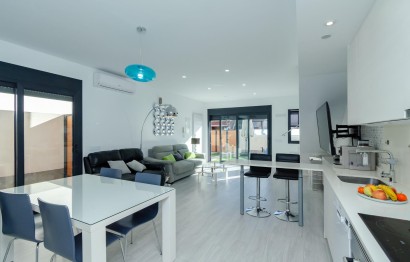 Reventa - Villa - Pilar de la Horadada - PILAR DE LA HORADADA