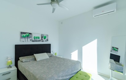 Reventa - Villa - Pilar de la Horadada - PILAR DE LA HORADADA