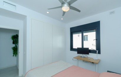 Reventa - Villa - Pilar de la Horadada - PILAR DE LA HORADADA