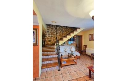 Reventa - Villa - San Vicente del Raspeig - Foncalent