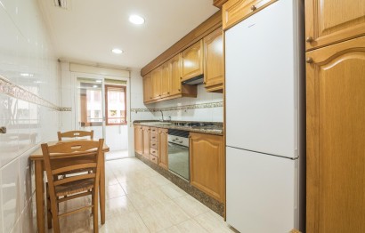 Reventa - Apartamento / piso - Elche - Centro