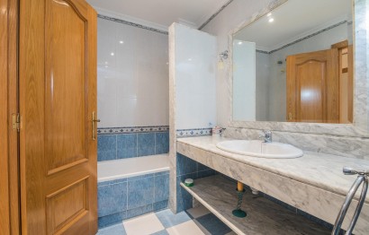 Reventa - Apartamento / piso - Elche - Centro