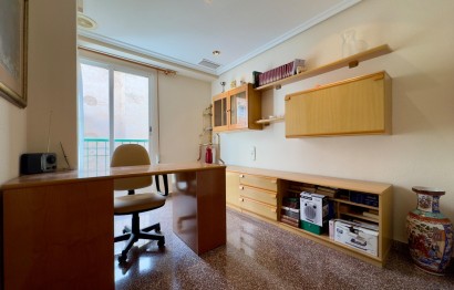 Revente - Apartment - Elche - Plaza Obispo Siuri