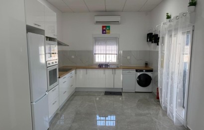 Revente - Ville - Elche Pedanías - Matola