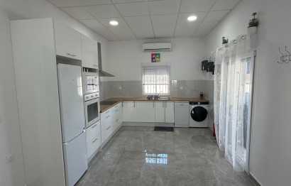 Revente - Ville - Elche Pedanías - Matola