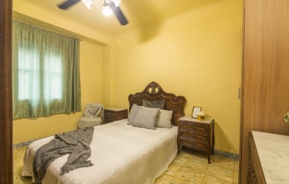 Resale - Apartment - Elche - Corte Ingles