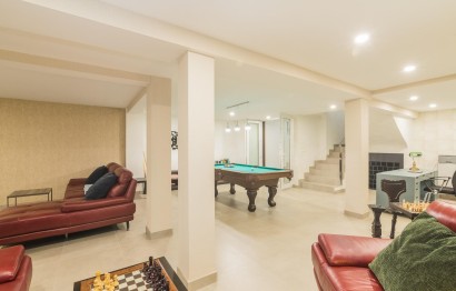 Resale - Villa - Peña las aguilas - Peña de Las Águilas