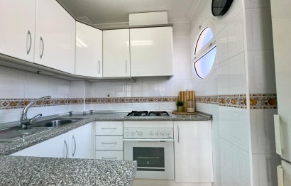 Resale - Apartment - Santa Pola - Santiago bernabeu