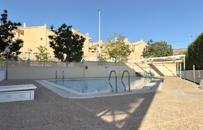 Resale - Apartment - Santa Pola - Santiago bernabeu