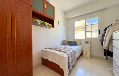 Resale - Apartment - Santa Pola - Santiago bernabeu