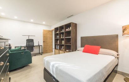 Reventa - Villa - Peña las aguilas - Peña de Las Águilas