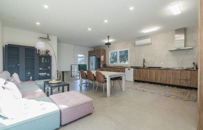 Reventa - Villa - Peña las aguilas - Peña de Las Águilas