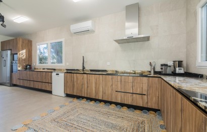 Reventa - Villa - Peña las aguilas - Peña de Las Águilas