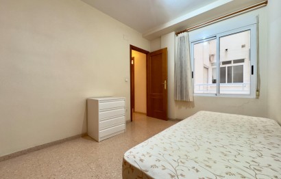 Alquiler a largo plazo - Apartment - Elche - Altabix
