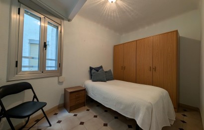 Resale - Apartment - Elche - Plaza Crevillente-Juzgados