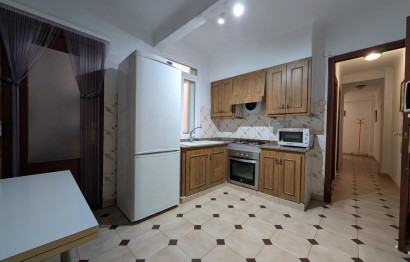 Resale - Apartment - Elche - Plaza Crevillente-Juzgados