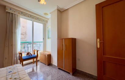 Resale - Apartment - Elche - Plaza Obispo Siuri