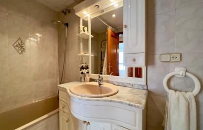 Resale - Apartment - Elche - Plaza Obispo Siuri