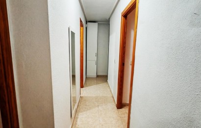 Resale - Apartment / flat - Torrevieja - Centro