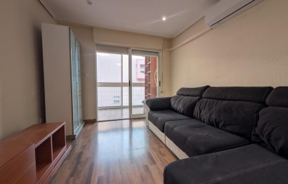 Alquiler a largo plazo - Apartamento / piso - Elche - Carrús Este