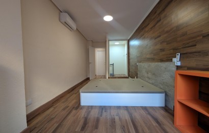 Alquiler a largo plazo - Apartamento / piso - Elche - Carrús Este