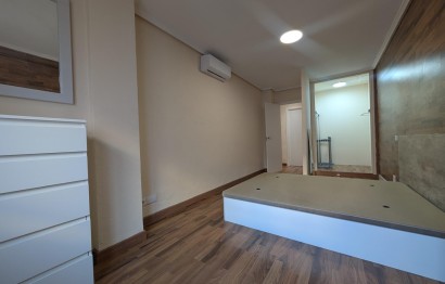 Alquiler a largo plazo - Apartamento / piso - Elche - Carrús Este