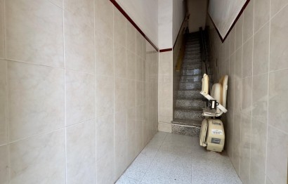 Resale - Apartment / flat - Elche - Plaza Barcelona