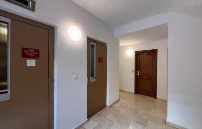 Revente - Appartement - Santa Pola - Calas de Santa Pola este