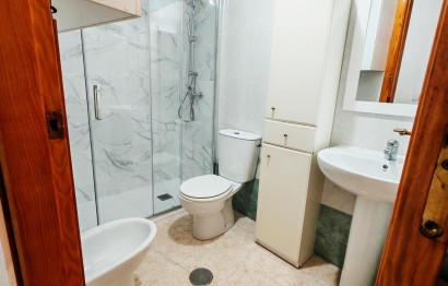 Resale - Apartment / flat - Torrevieja - Centro