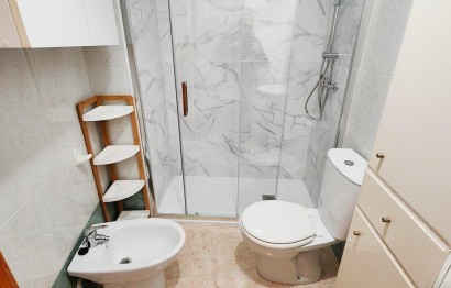 Resale - Apartment / flat - Torrevieja - Centro