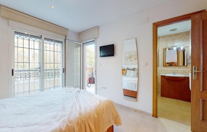 Revente - Bungalow - Elche - Campo de Fútbol